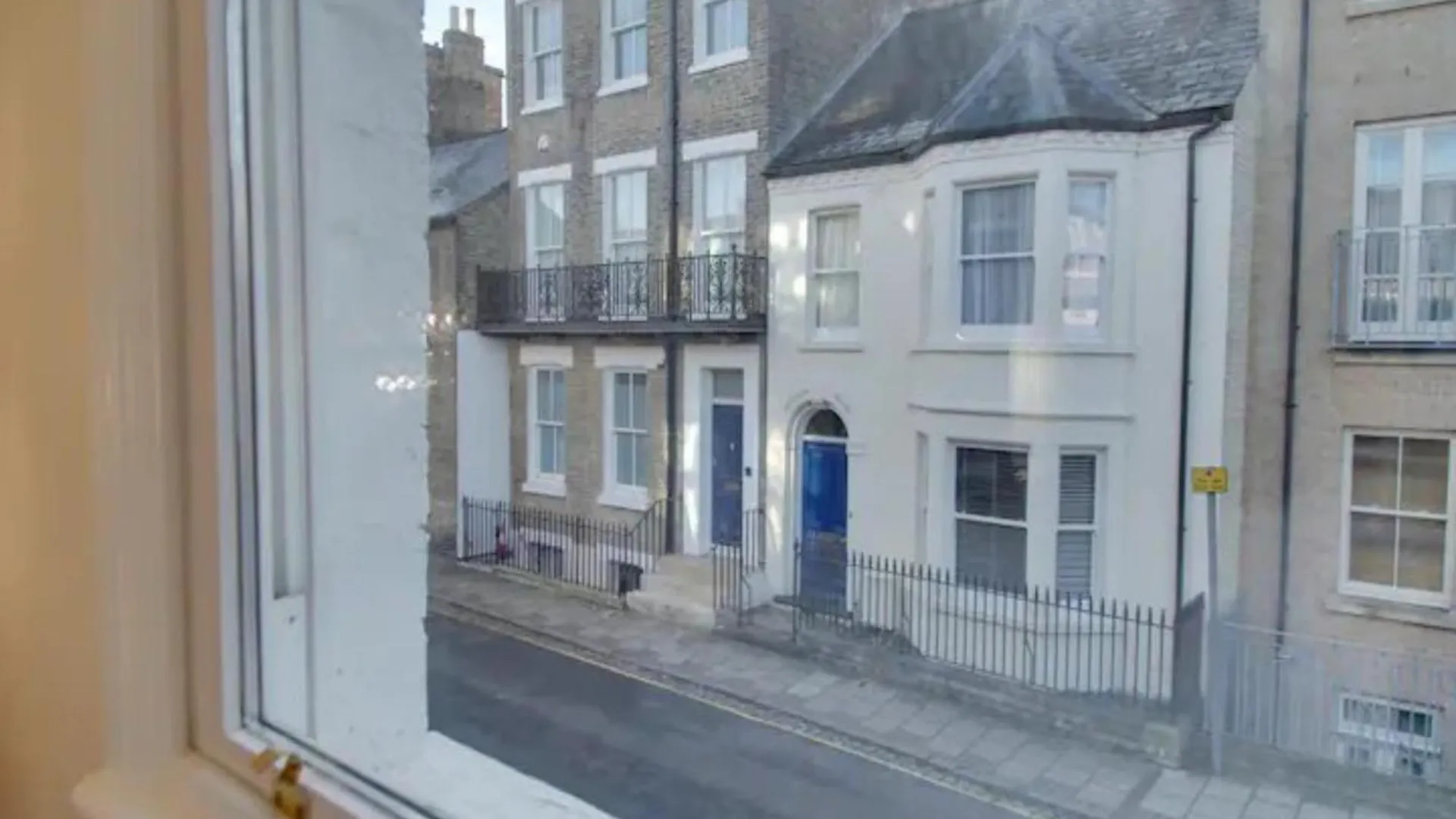 Pass The Keys Modern And Spacious Terrace In Central Cambridge Storbritannien