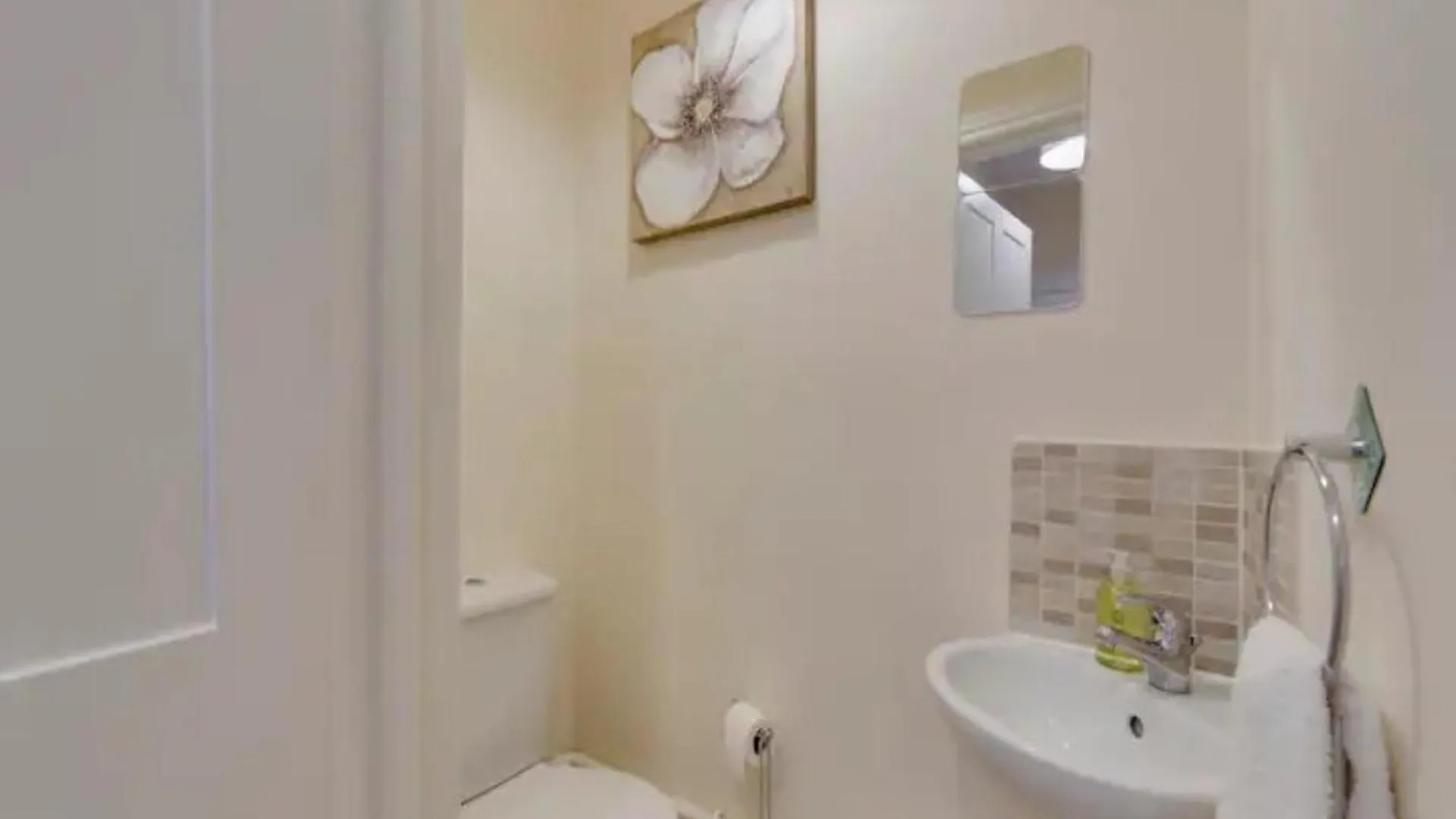Semesterbostad Pass The Keys Modern And Spacious Terrace In Central Cambridge