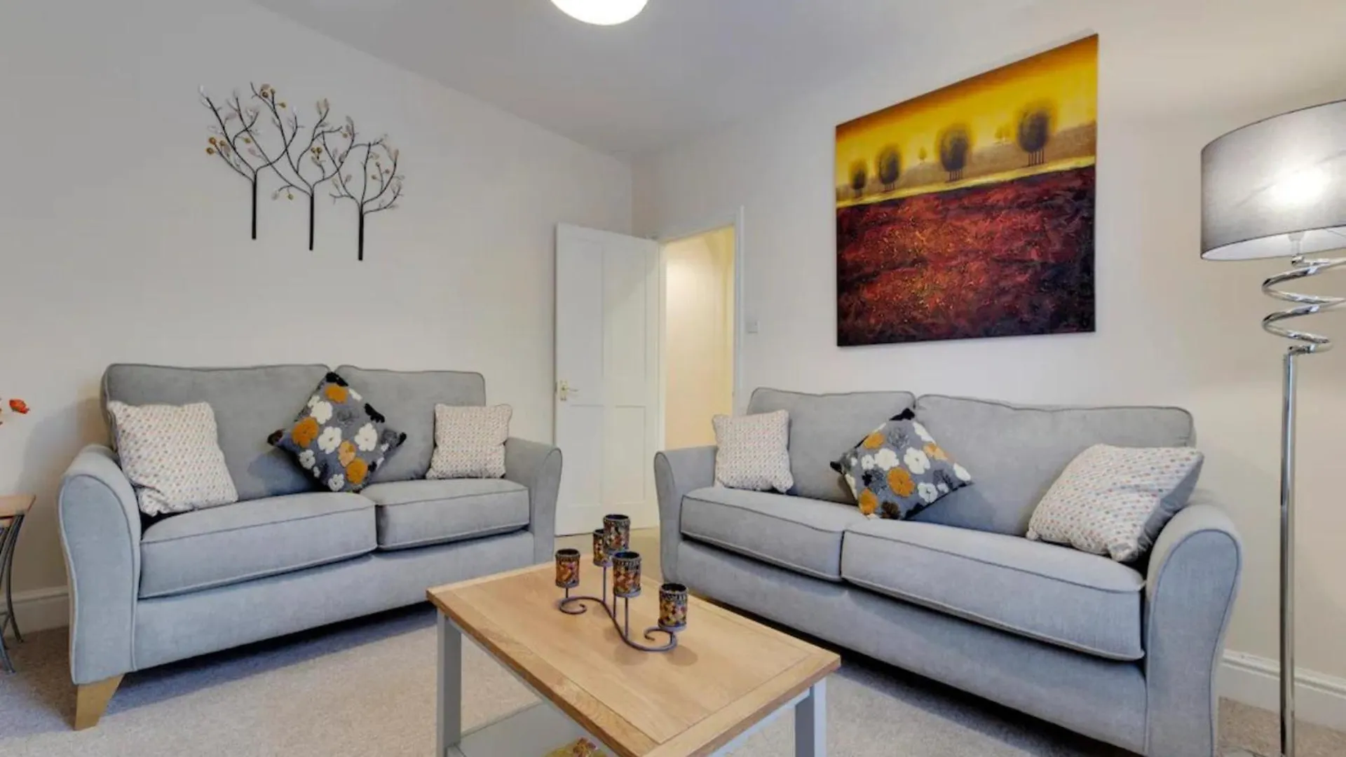 Semesterbostad Pass The Keys Modern And Spacious Terrace In Central Cambridge
