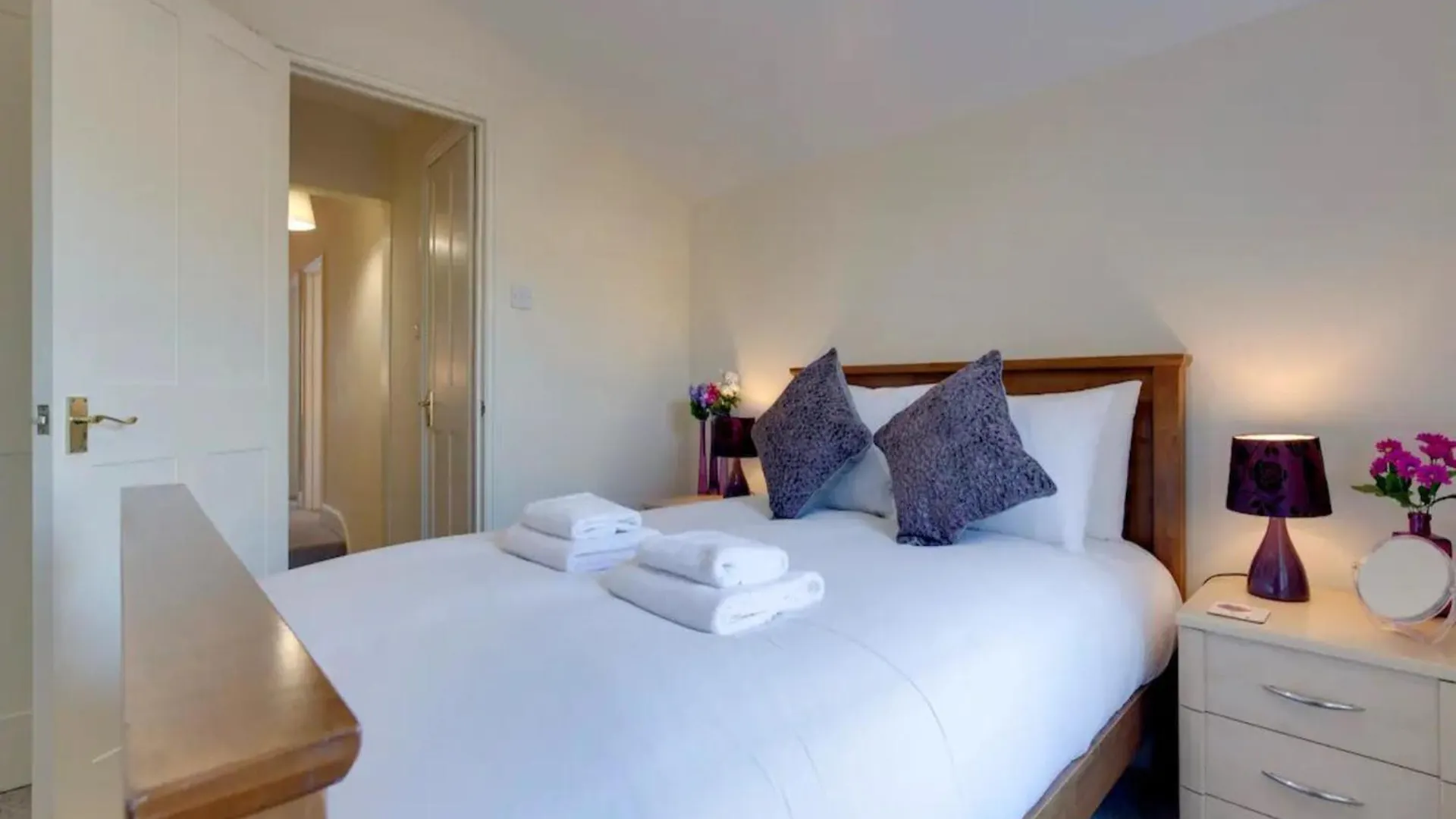 Semesterbostad Pass The Keys Modern And Spacious Terrace In Central Cambridge